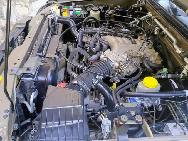 2001 Nissan Frontier SE