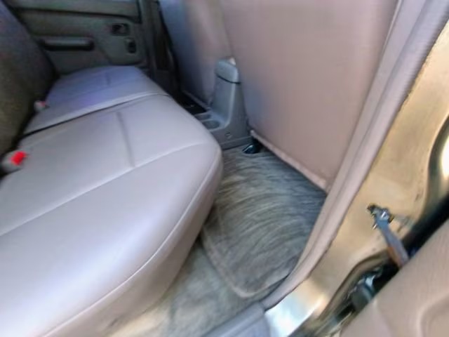 2001 Nissan Frontier SE