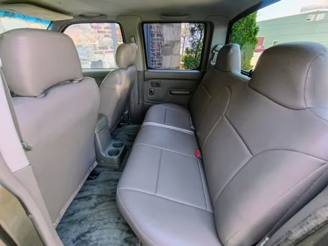 2001 Nissan Frontier SE