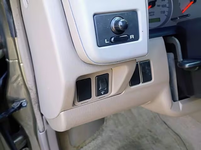 2001 Nissan Frontier SE