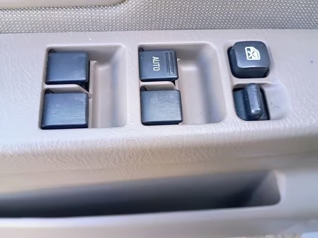 2001 Nissan Frontier SE