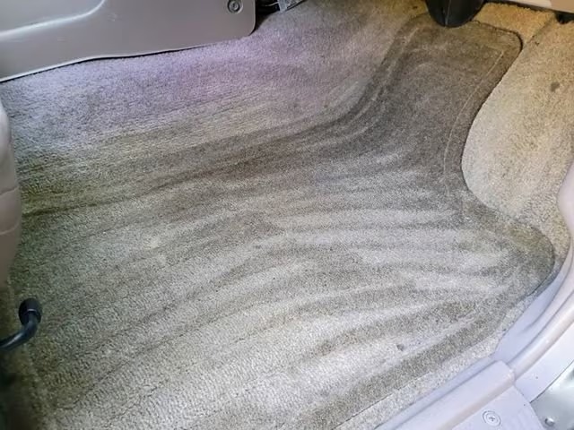 2001 Nissan Frontier SE