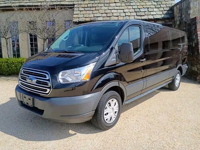  Ford Transit