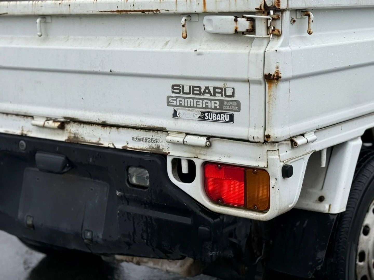 Supercharged 1991 Subaru Sambar Akebo