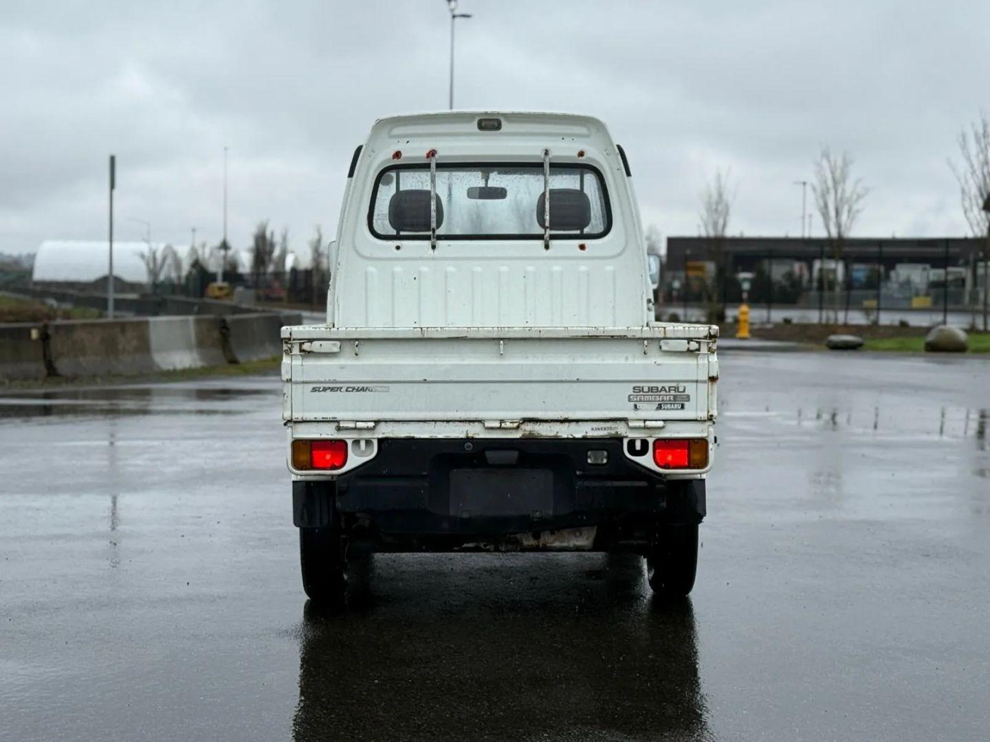 Supercharged 1991 Subaru Sambar Akebo