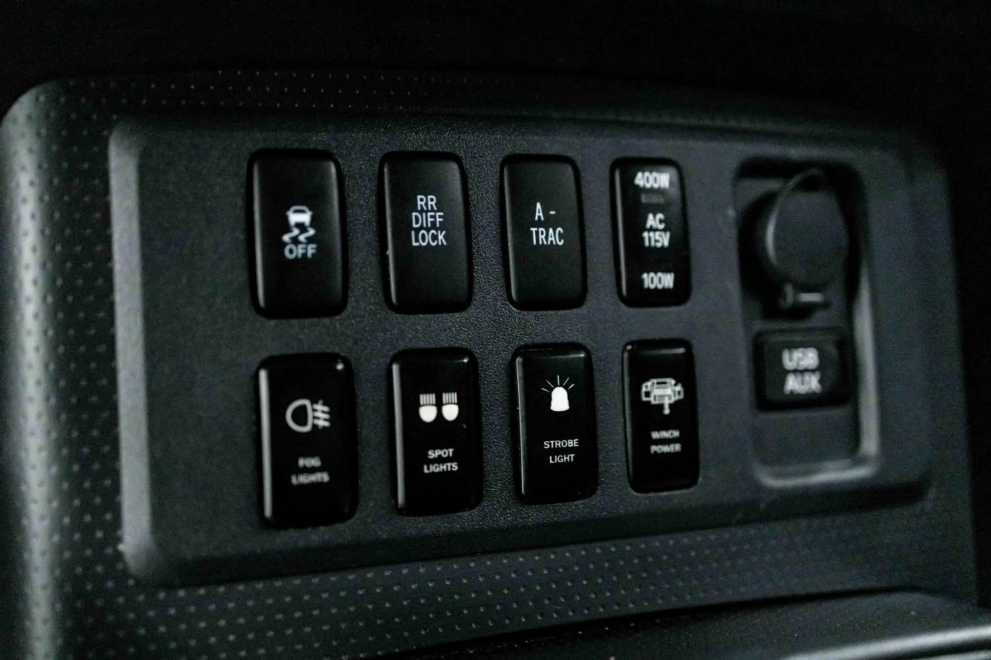 30k-Mile 2011 Toyota FJ Cruiser Trail Teams