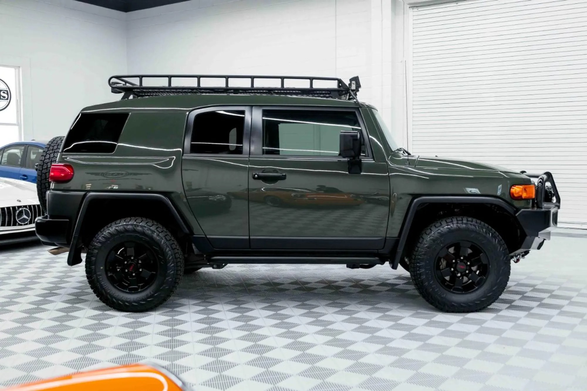 30k-Mile 2011 Toyota FJ Cruiser Trail Teams - 4