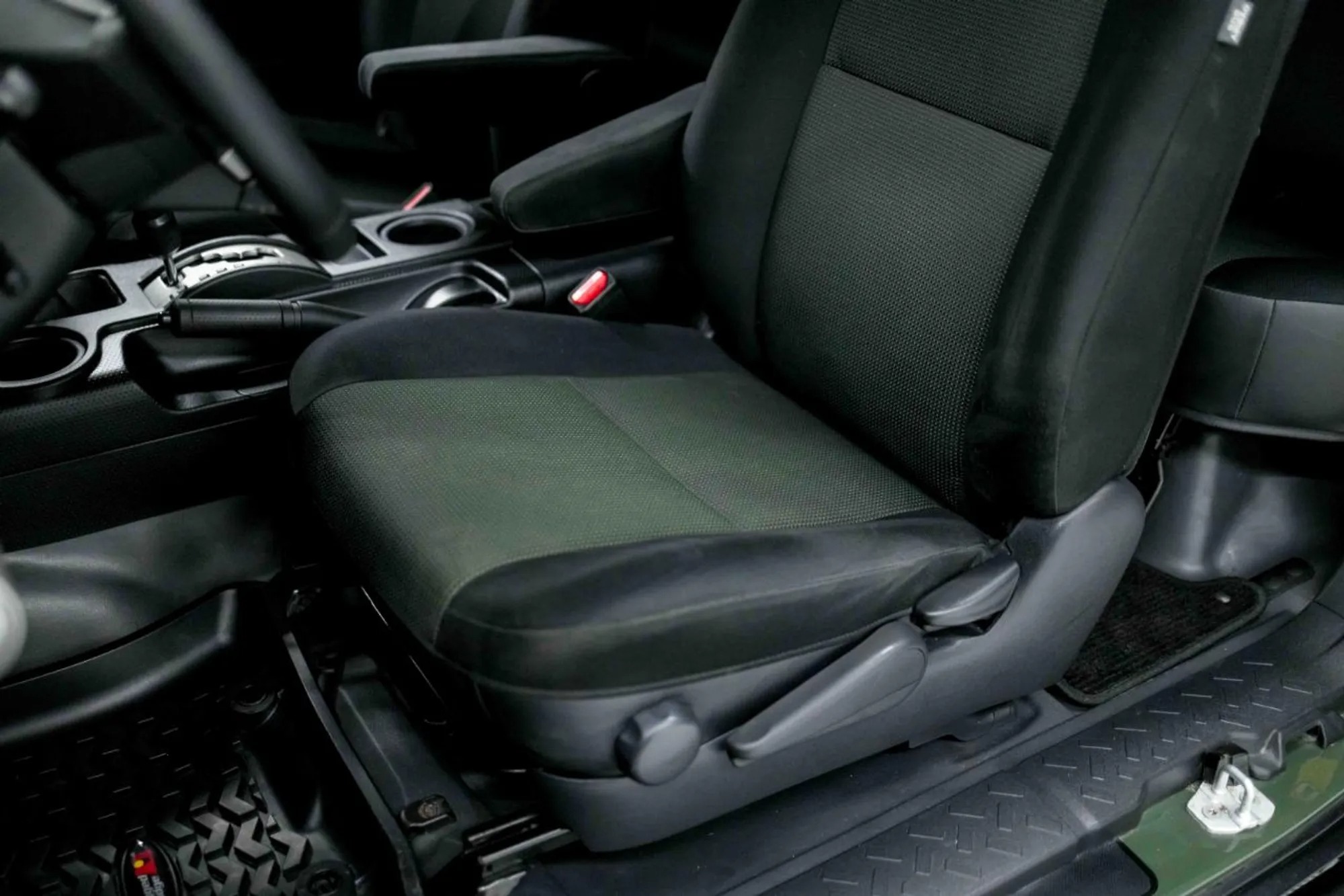 30k-Mile 2011 Toyota FJ Cruiser Trail Teams