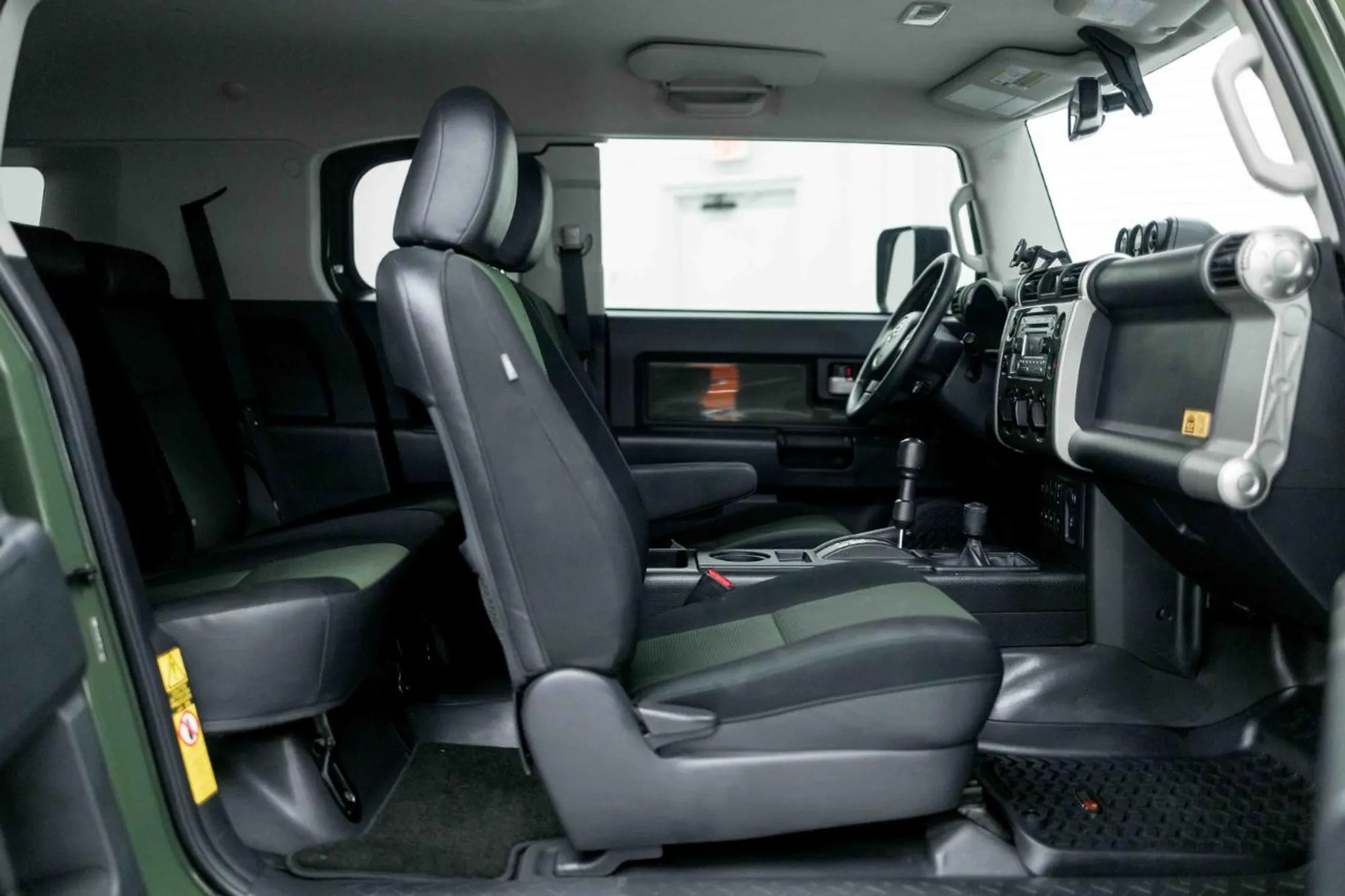 30k-Mile 2011 Toyota FJ Cruiser Trail Teams