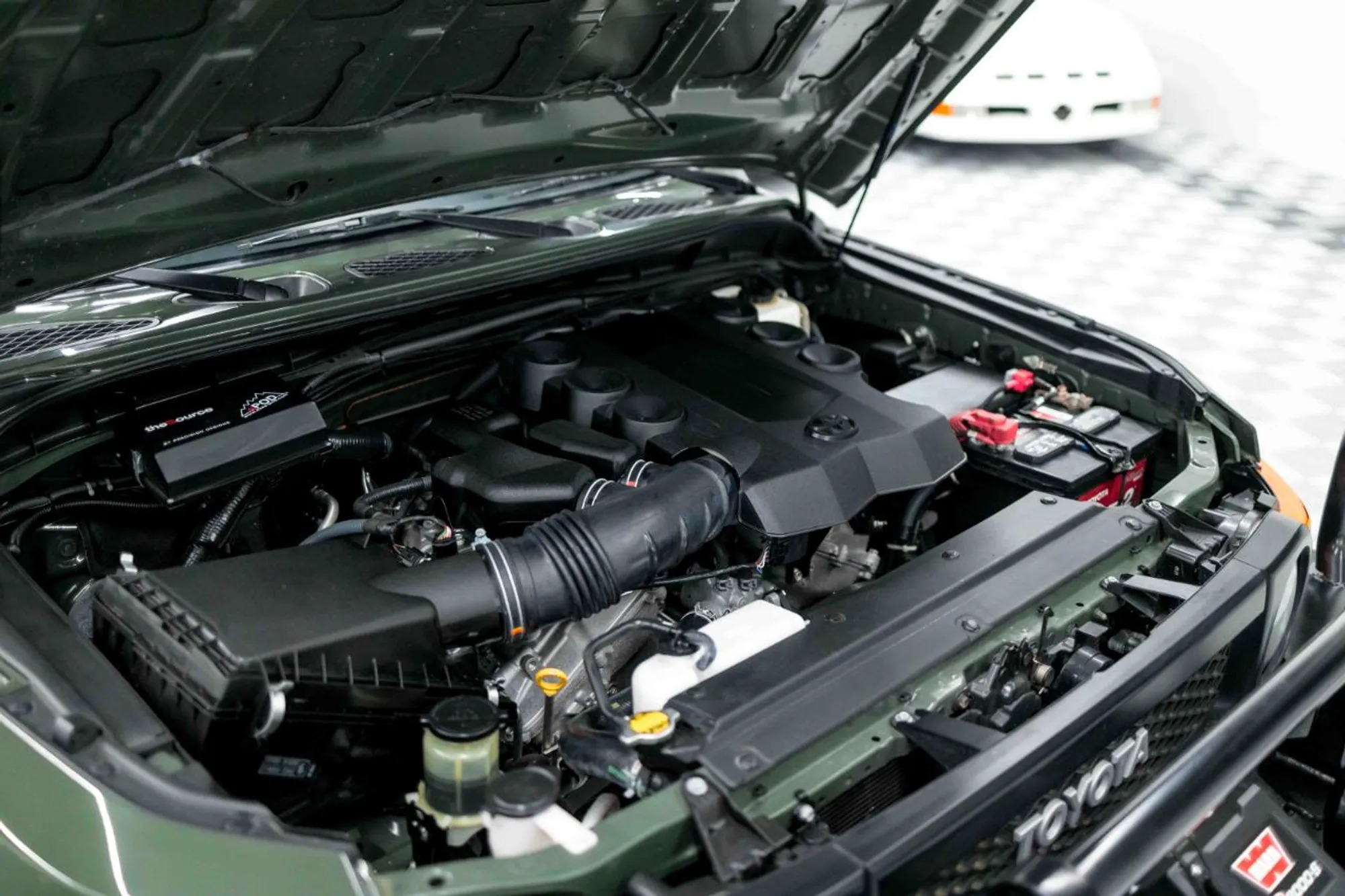 30k-Mile 2011 Toyota FJ Cruiser Trail Teams