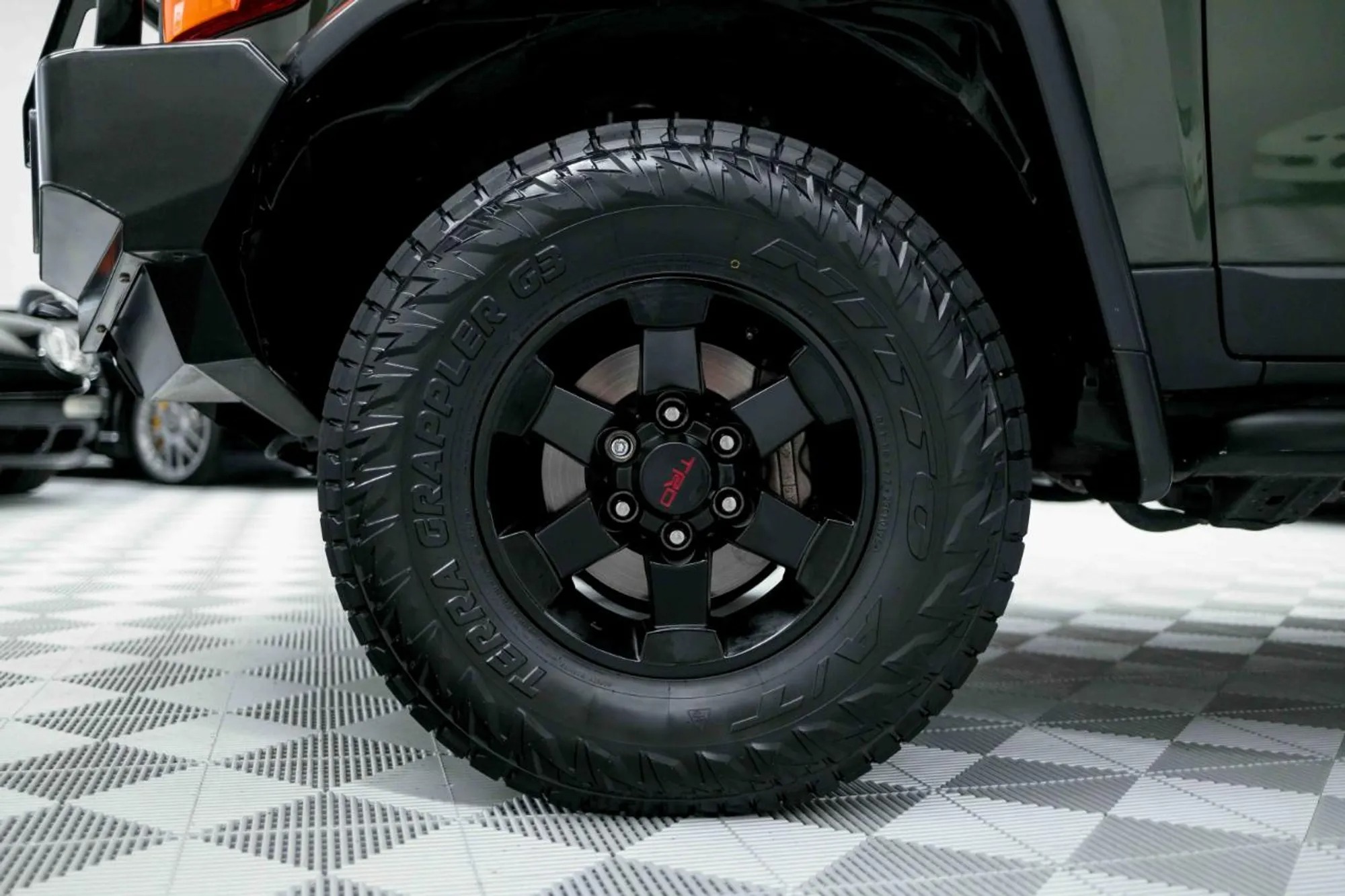 30k-Mile 2011 Toyota FJ Cruiser Trail Teams