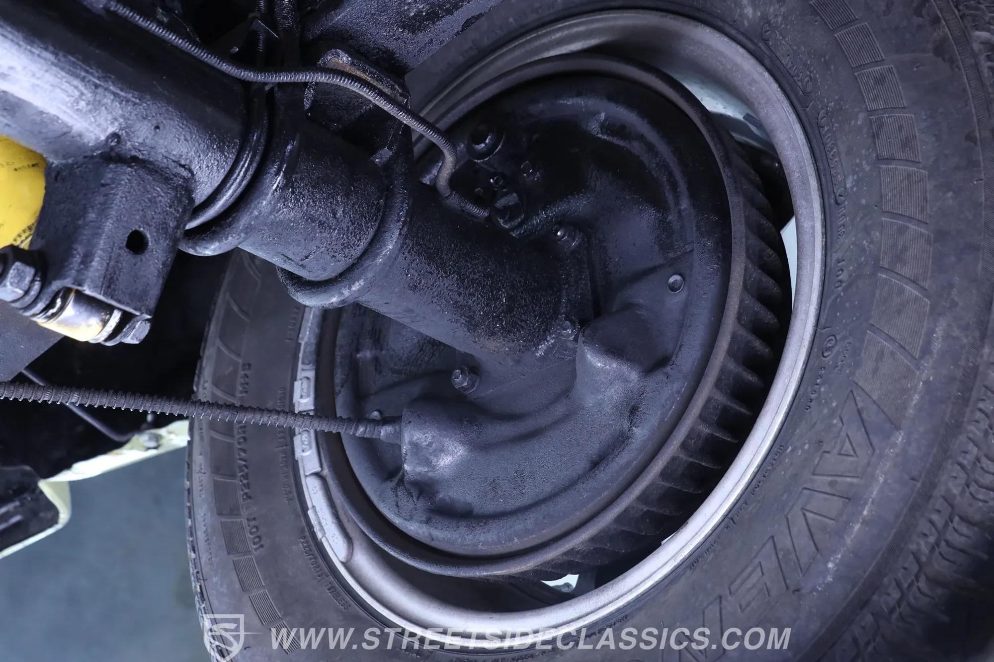 1987 Chevrolet C10 Custom Deluxe Stepside