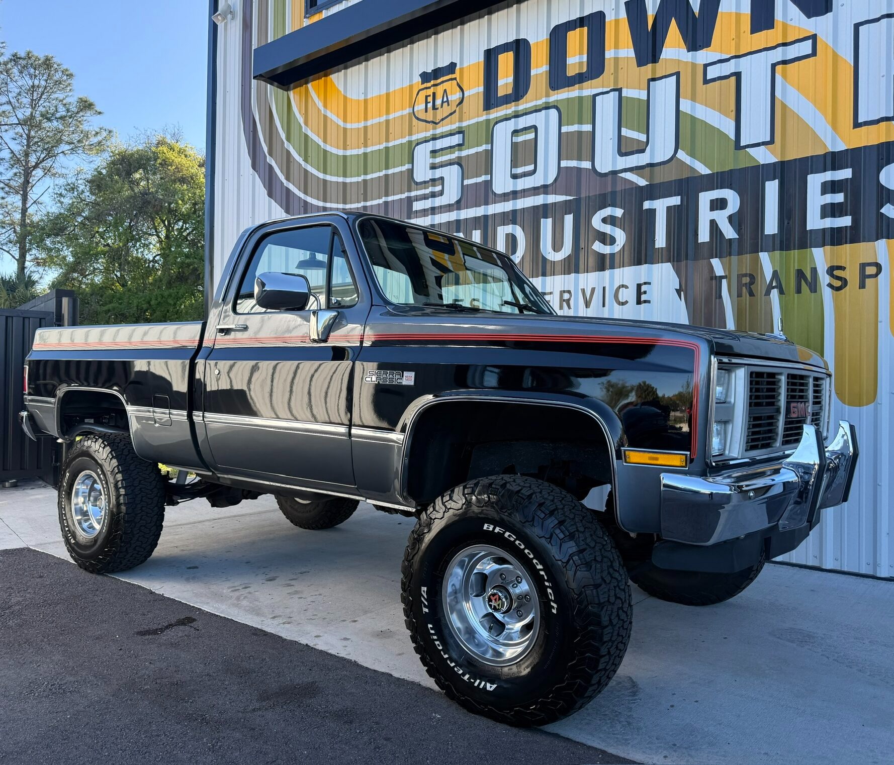 1987 GMC Sierra Classic V-15 - 3