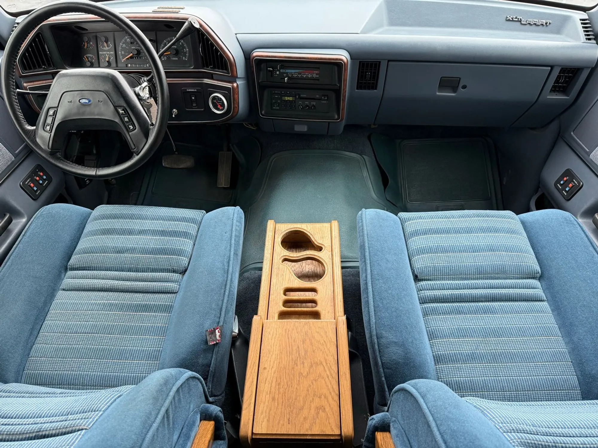 1990 Ford F-350 XLT Lariat