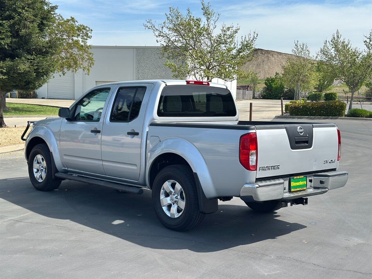 2012 Nissan Frontier SV 4×4 - 3