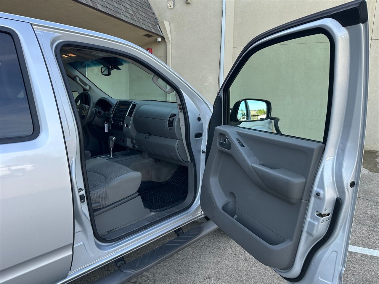 2012 Nissan Frontier SV 4×4