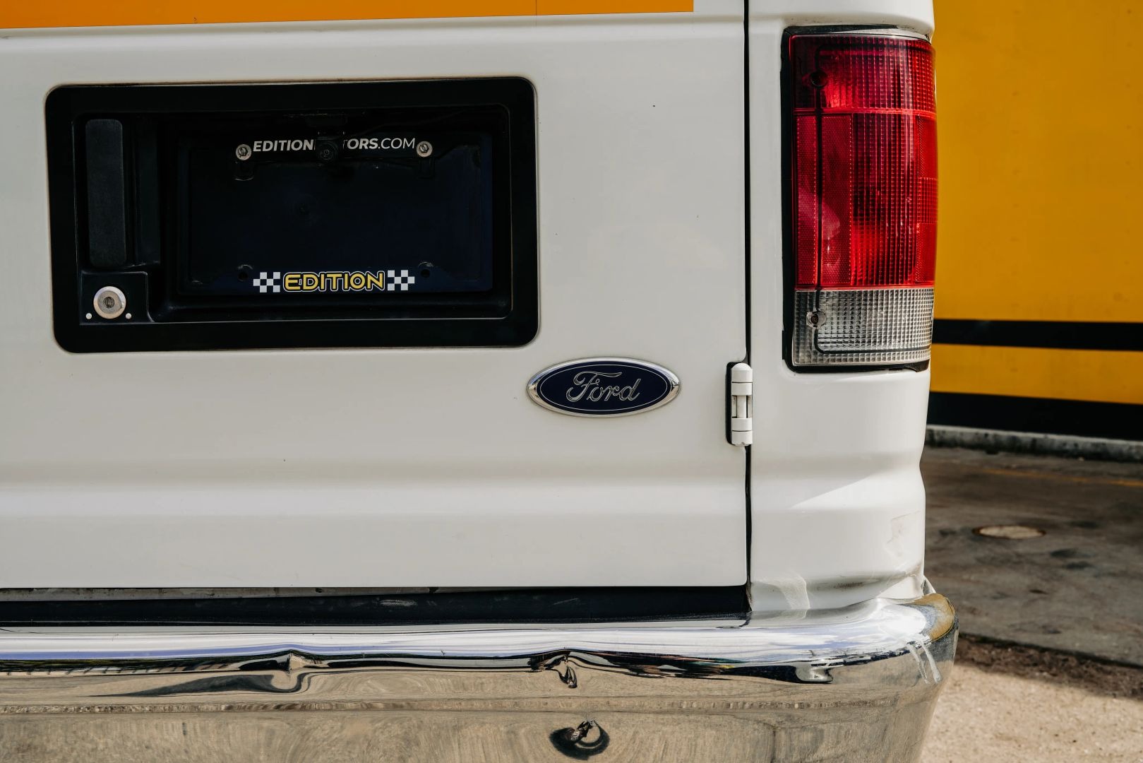 2008 Ford E-350 Super Duty