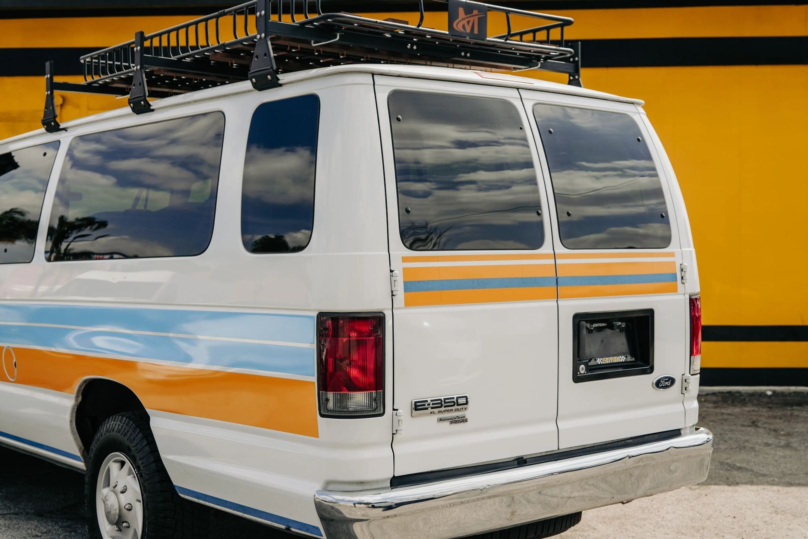 2008 Ford E-350 Super Duty