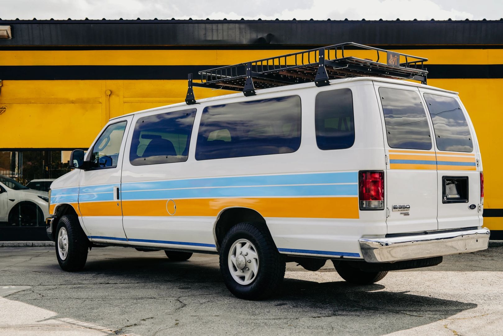 2008 Ford E-350 Super Duty