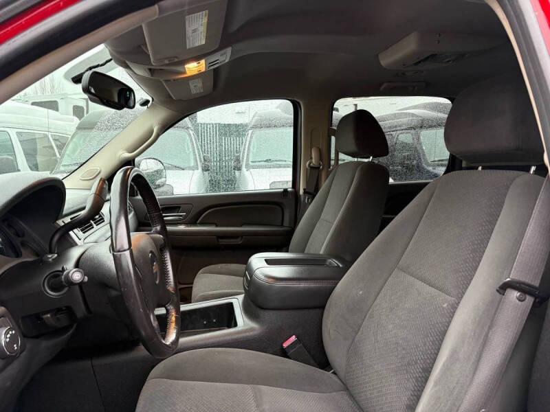 45k-Mile 2007 Chevrolet Suburban LS 2500