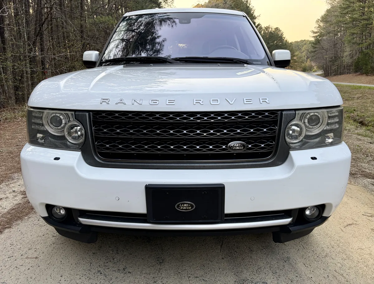 2011 Range Rover HSE Luxury