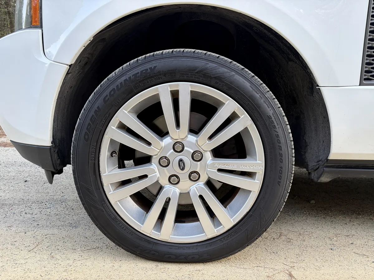 2011 Range Rover HSE Luxury