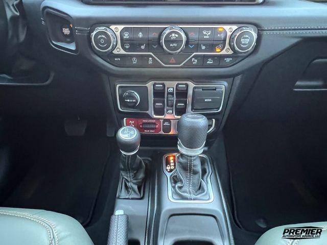 2025 Jeep Gladiator Mojave X