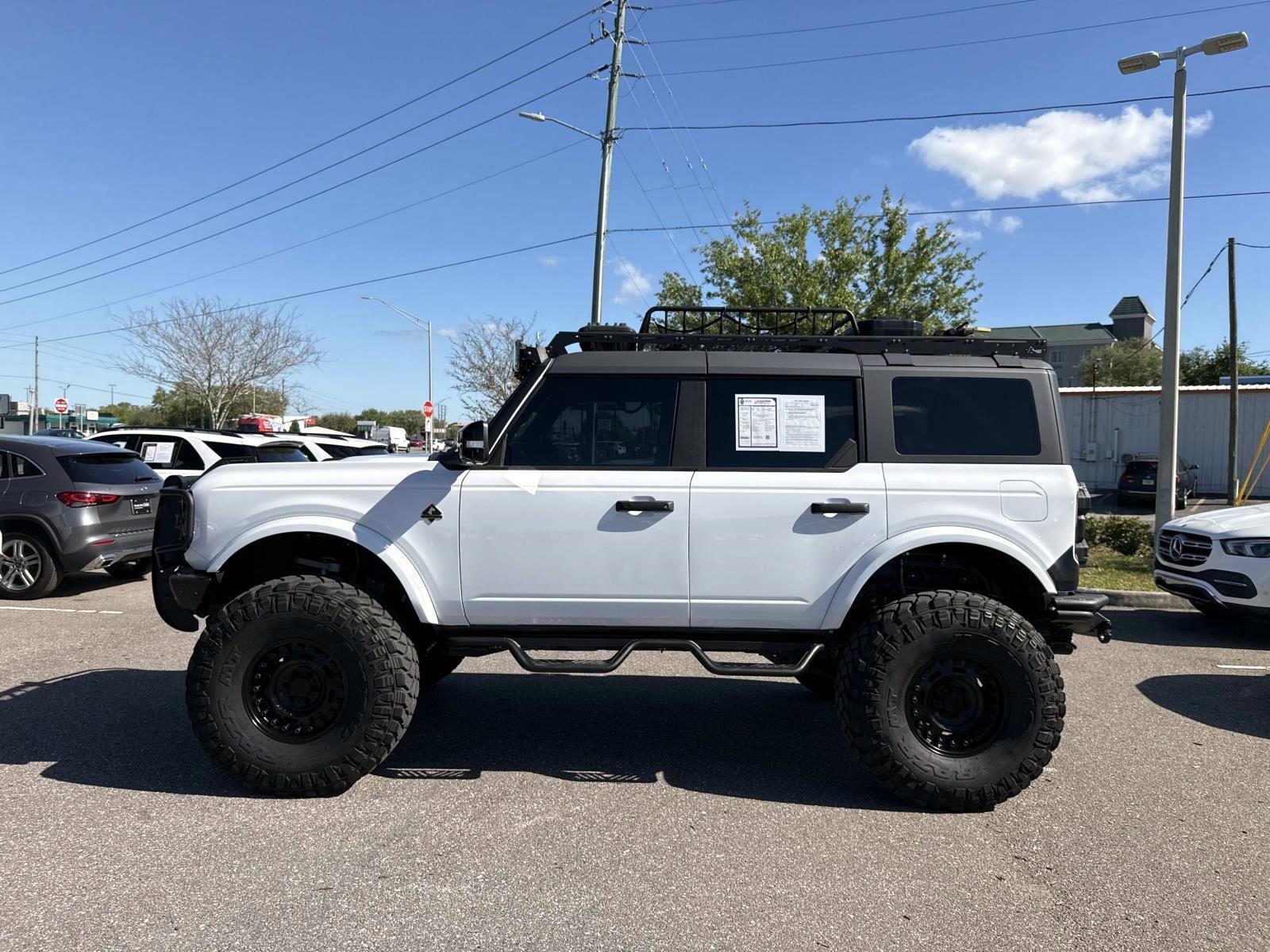2022 Ford Bronco Outer Banks - 2