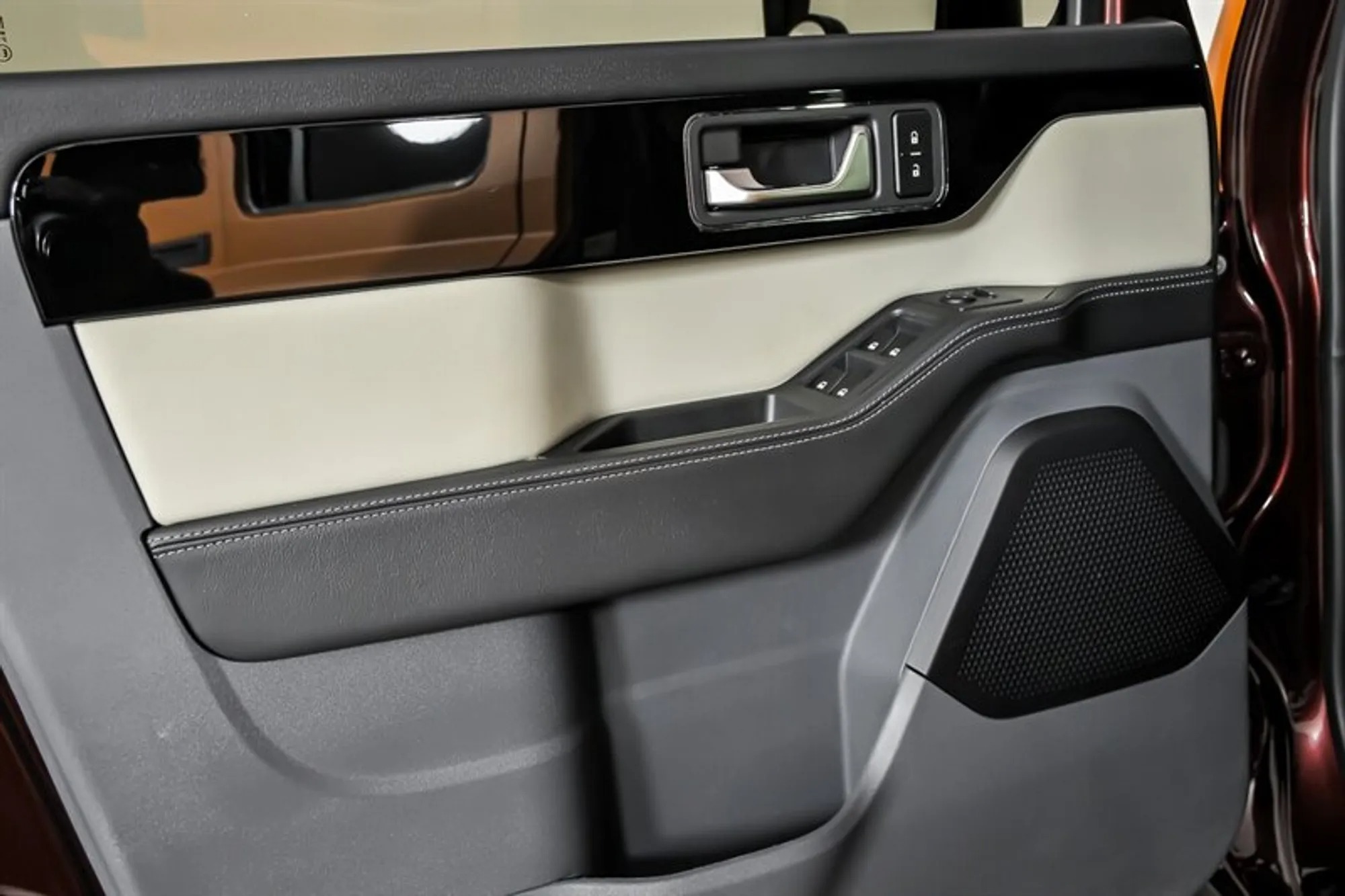 2024 INEOS Grenadier Fieldmaster