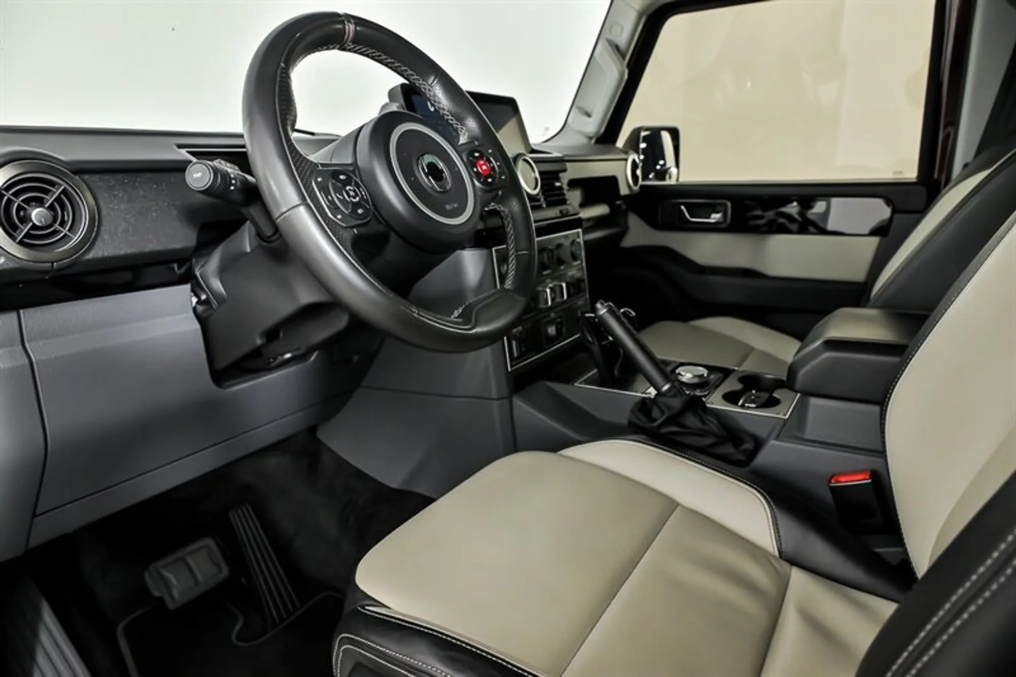 2024 INEOS Grenadier Fieldmaster