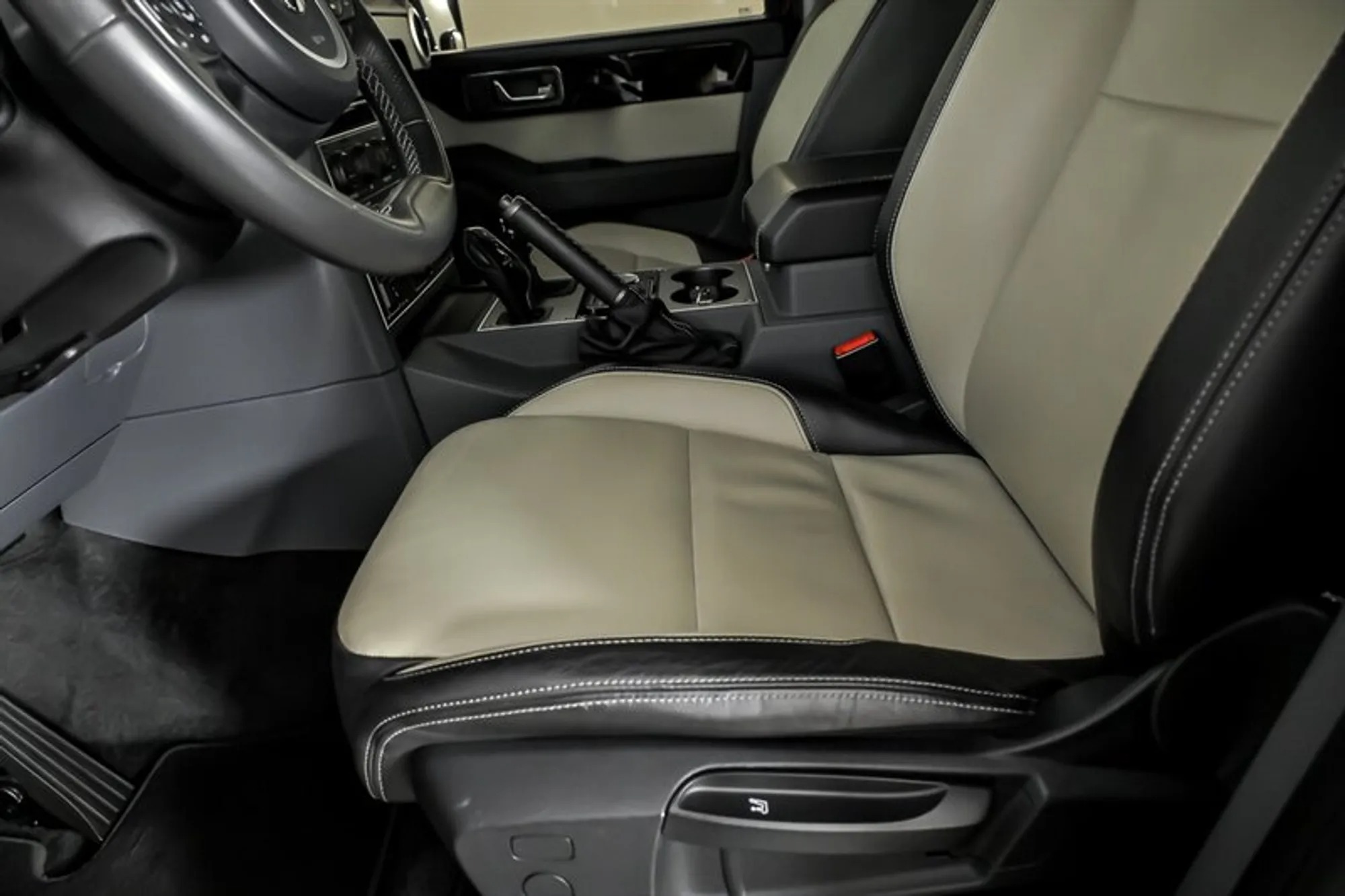 2024 INEOS Grenadier Fieldmaster