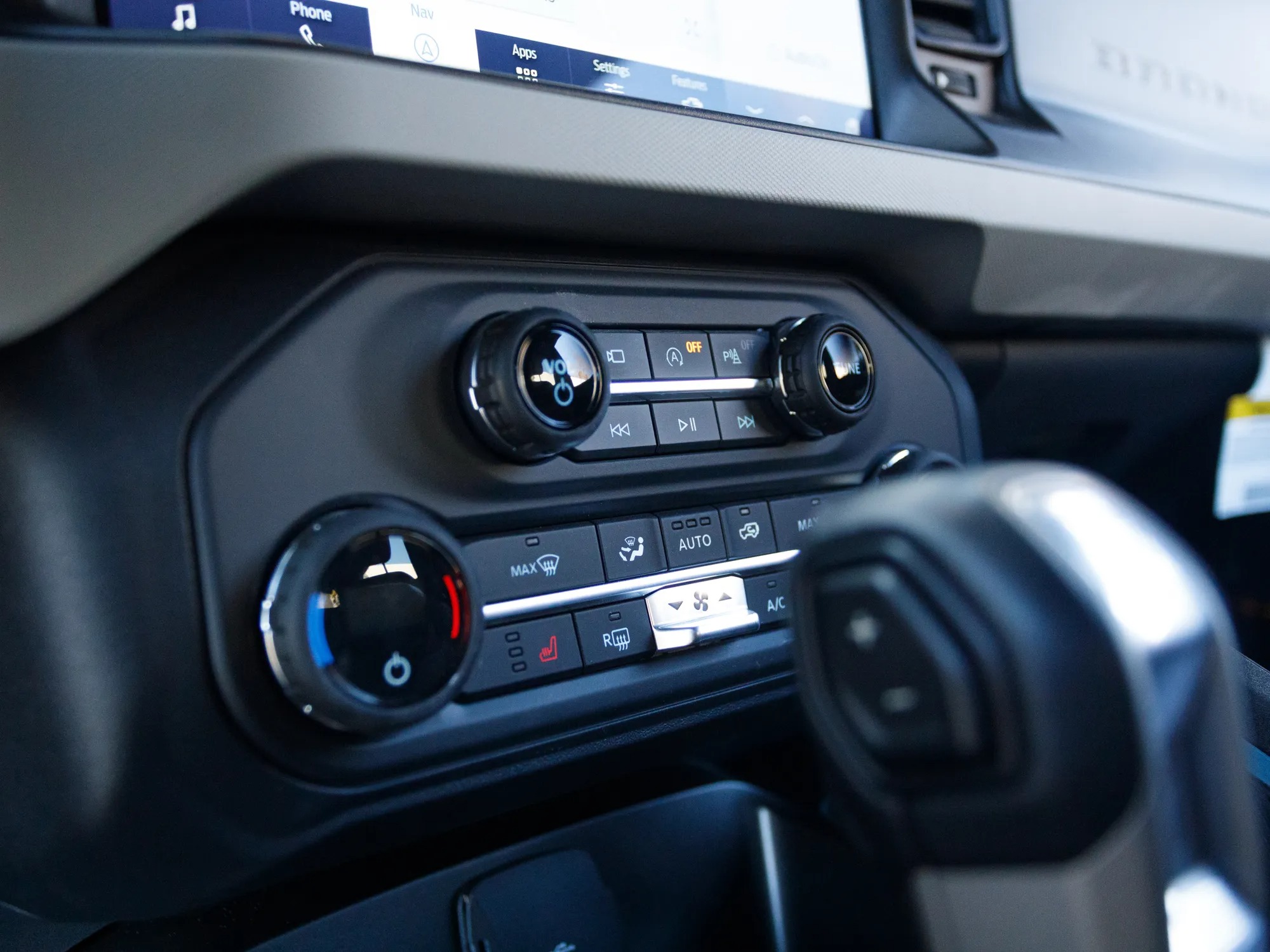 Modified 2023 Ford Bronco Badlands Advanced