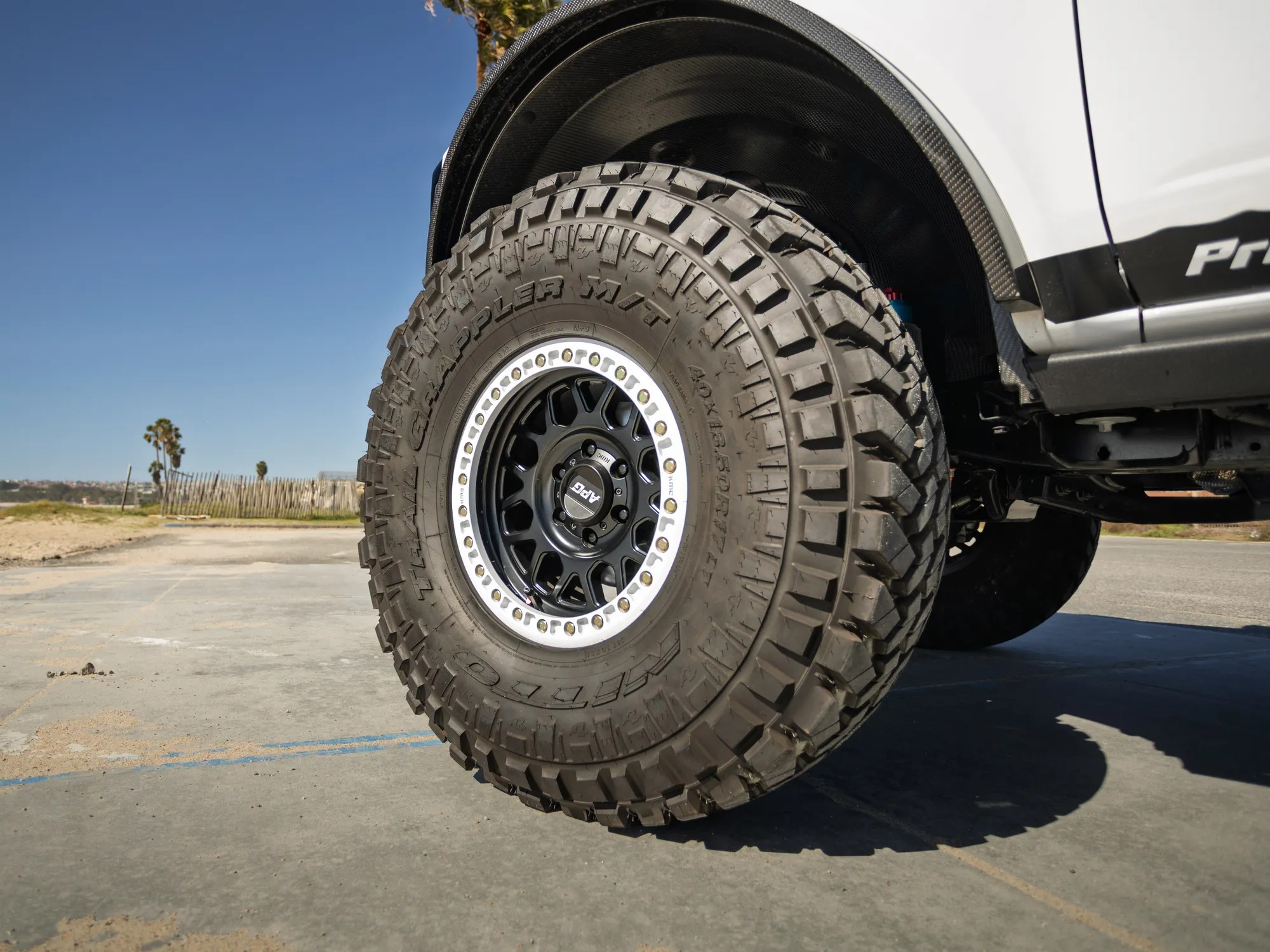Modified 2023 Ford Bronco Badlands Advanced