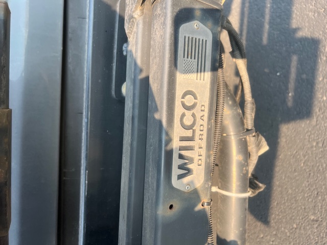 1999 Ford E-350 Super Duty 4x4 Camper