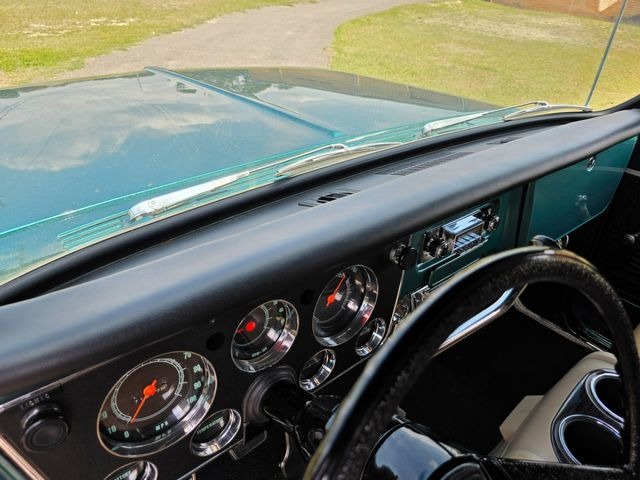 1970 Chevrolet C10 Panel Truck