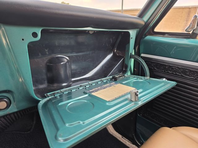 1970 Chevrolet C10 Panel Truck