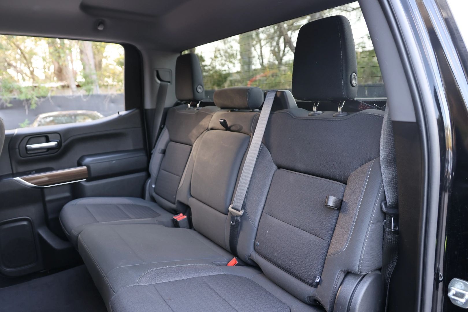 2019 Chevrolet Silverado 1500 RST - 3