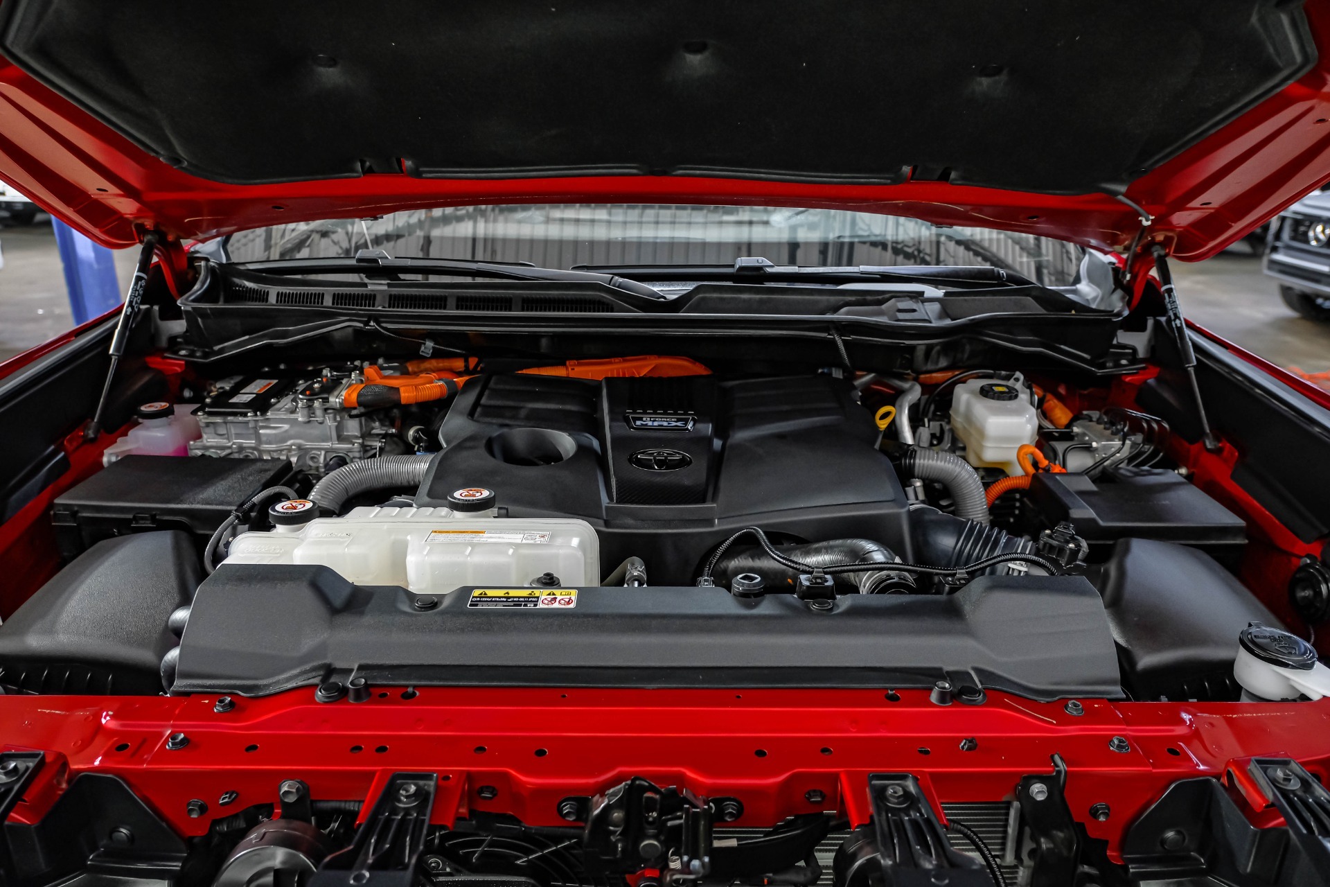 2024 Toyota Tundra Platinum HV