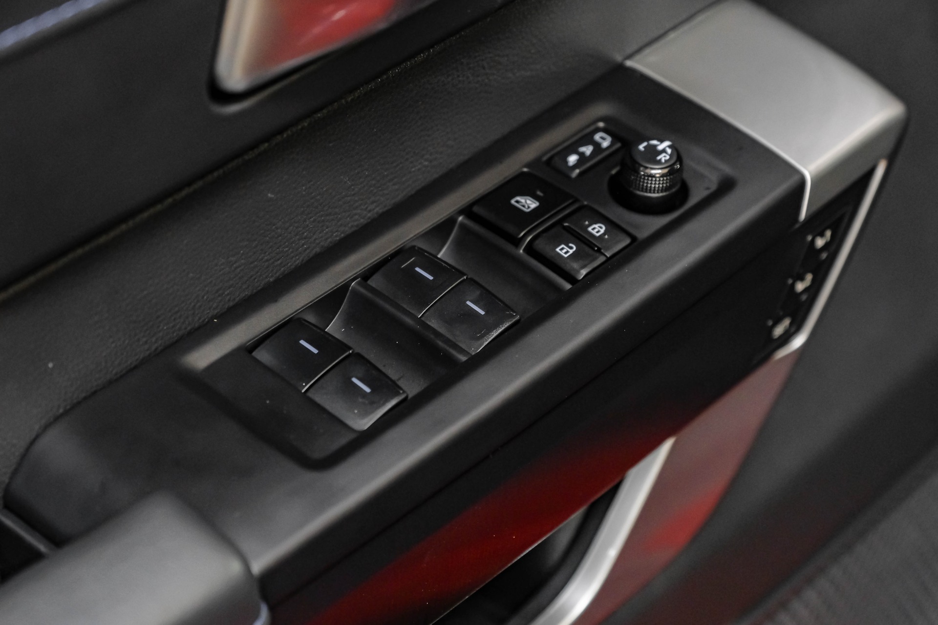 2024 Toyota Tundra Platinum HV