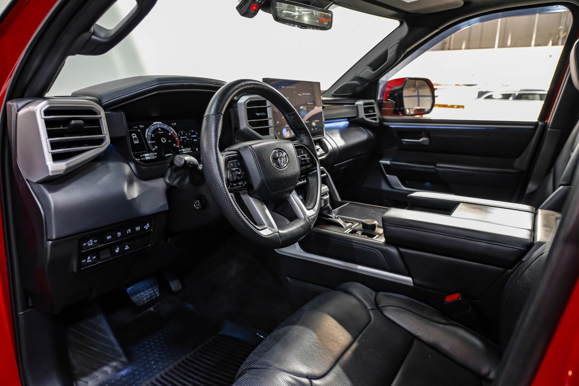 2024 Toyota Tundra Platinum HV - 2