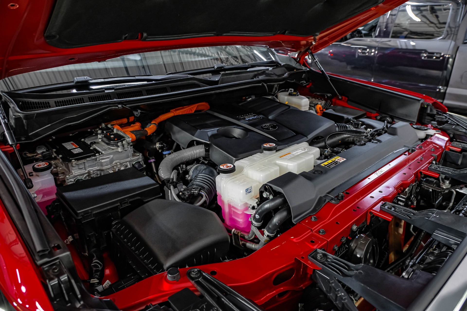 2024 Toyota Tundra Platinum HV