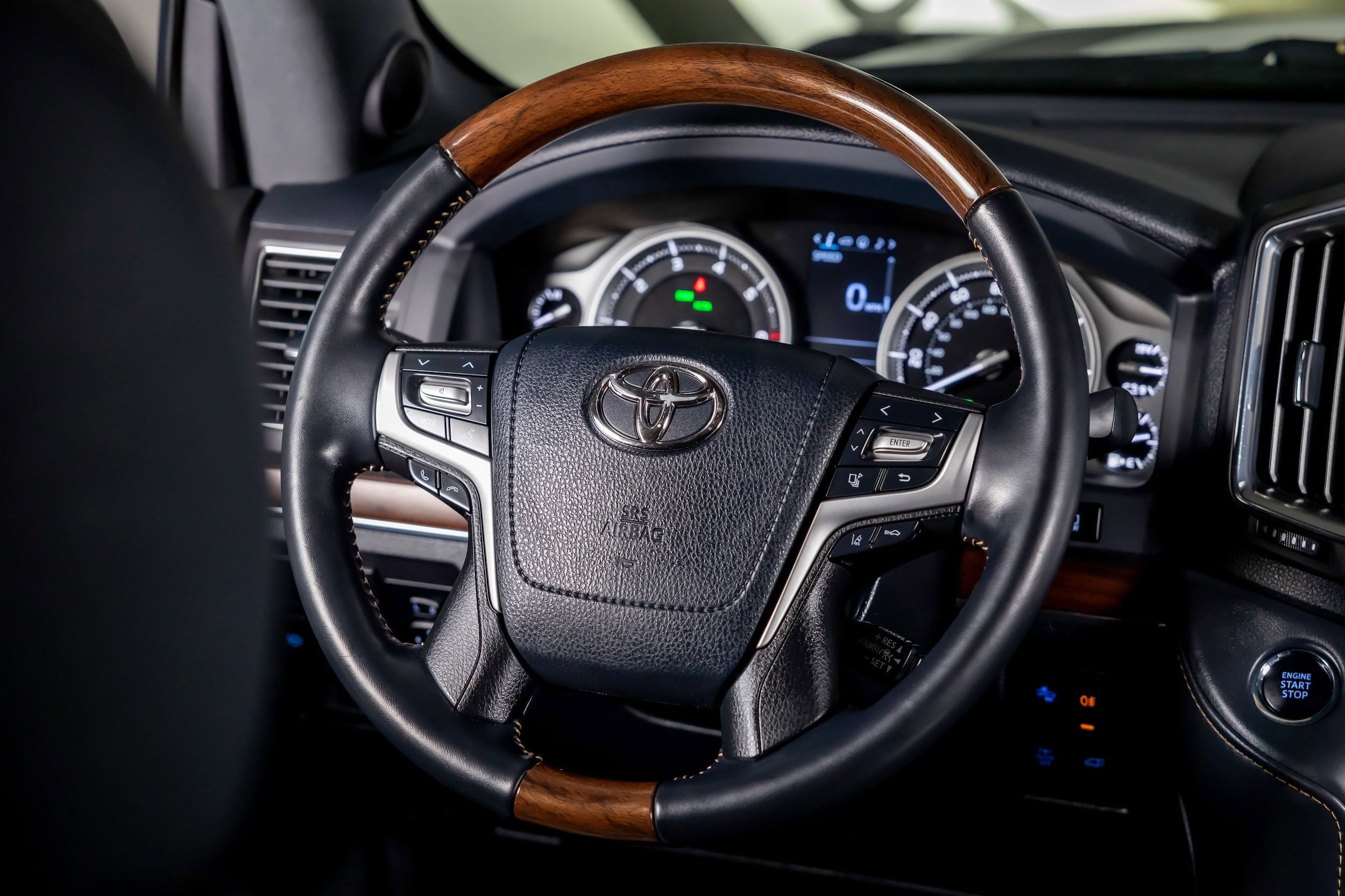 2020 Toyota Land Cruiser Heritage Edition