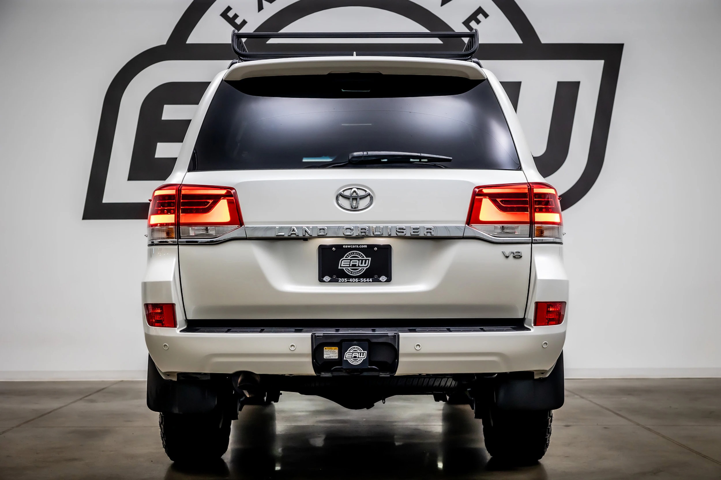 2020 Toyota Land Cruiser Heritage Edition