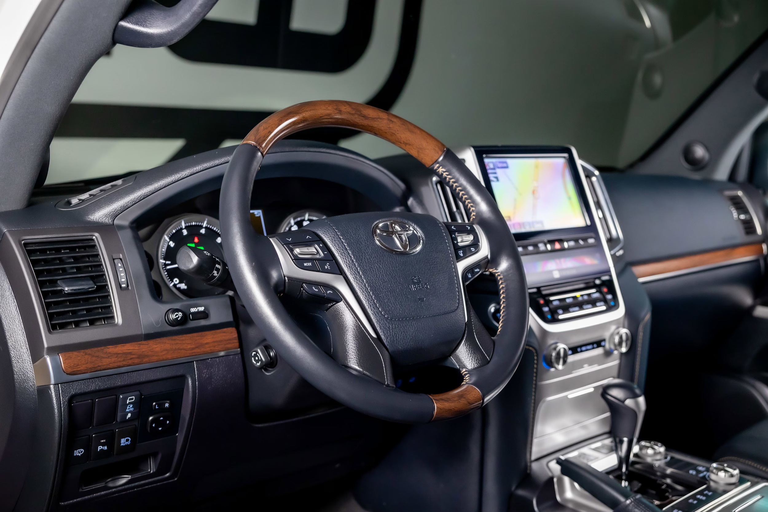 2020 Toyota Land Cruiser Heritage Edition