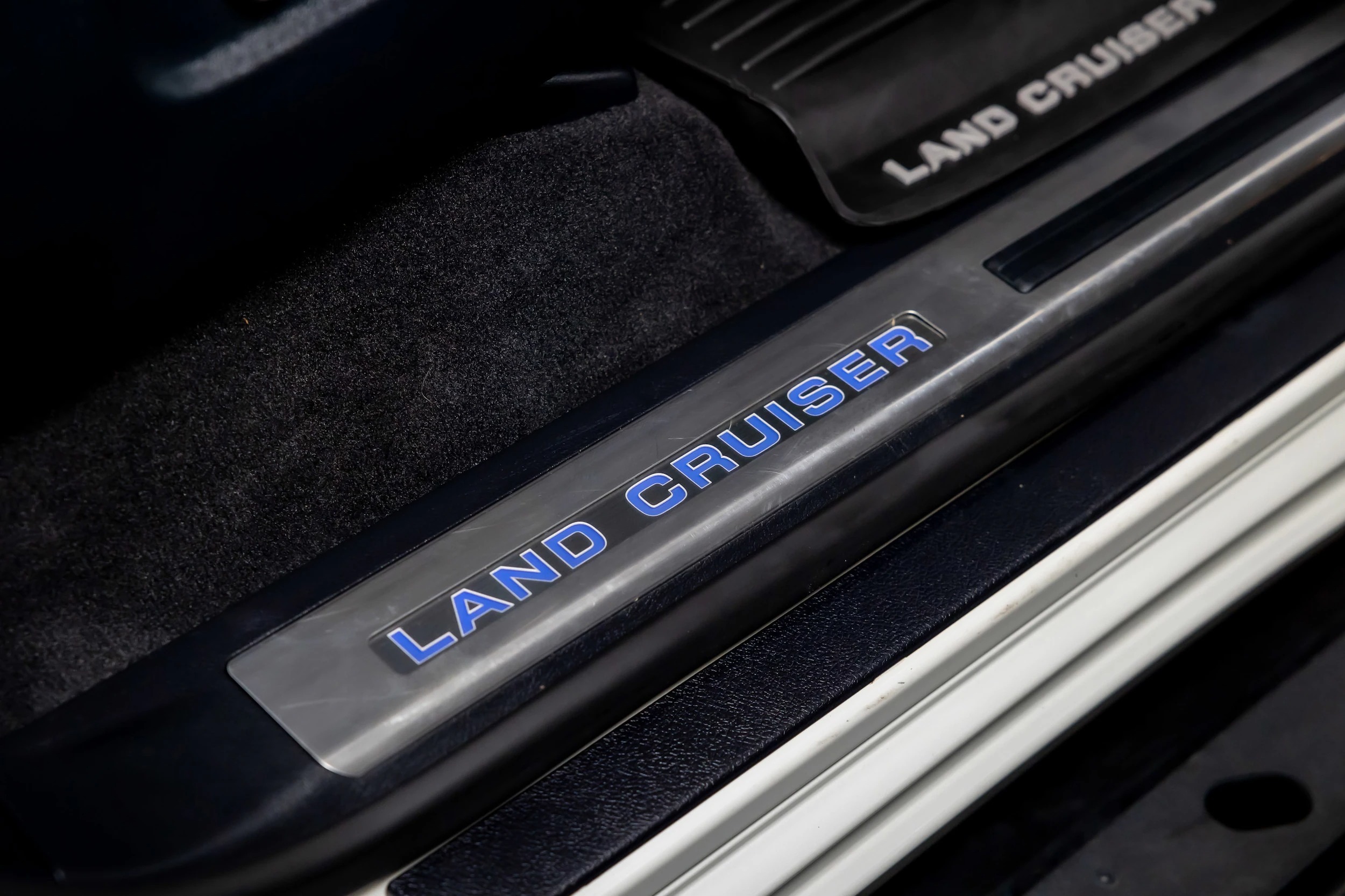 2020 Toyota Land Cruiser Heritage Edition