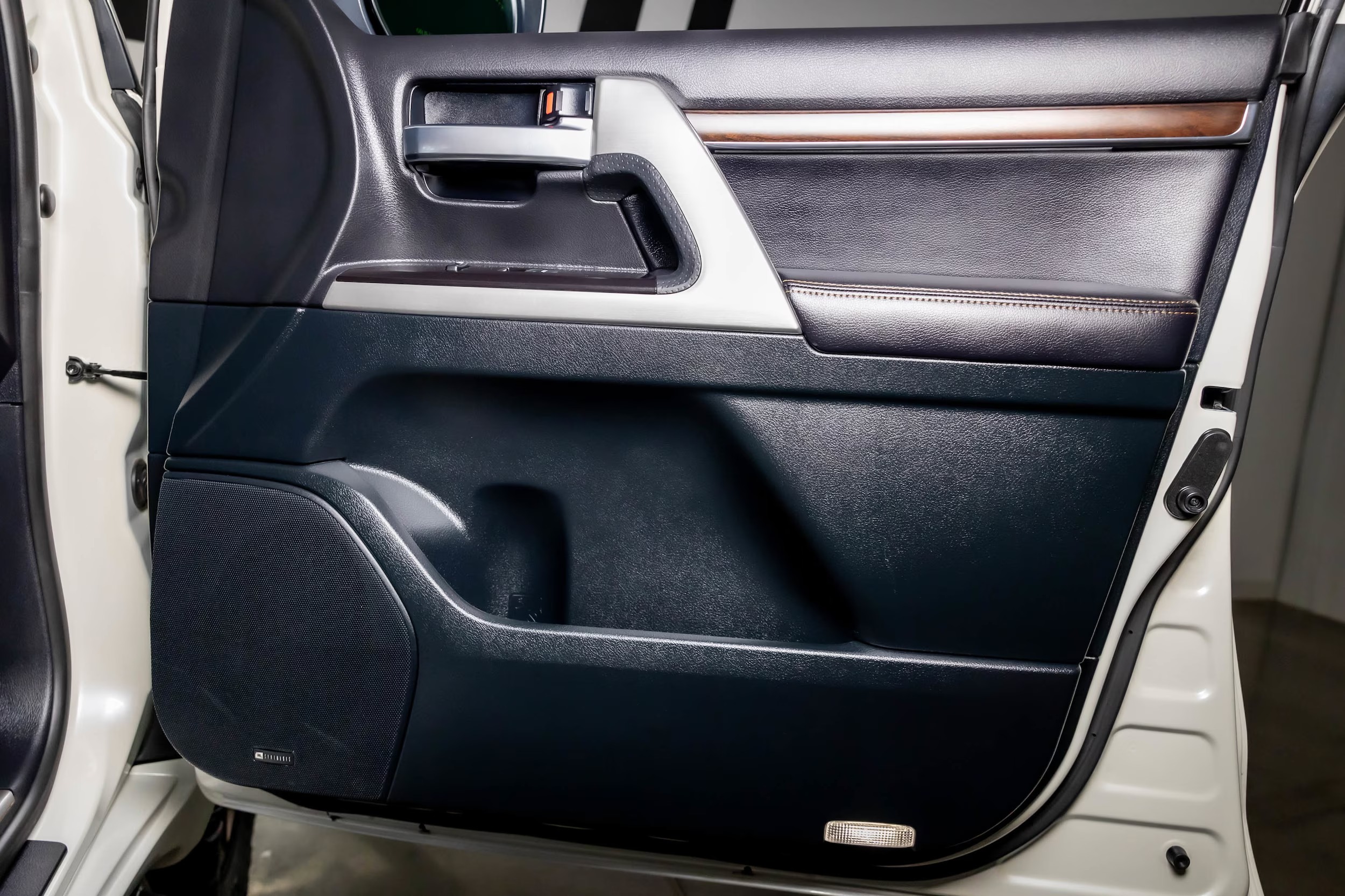 2020 Toyota Land Cruiser Heritage Edition