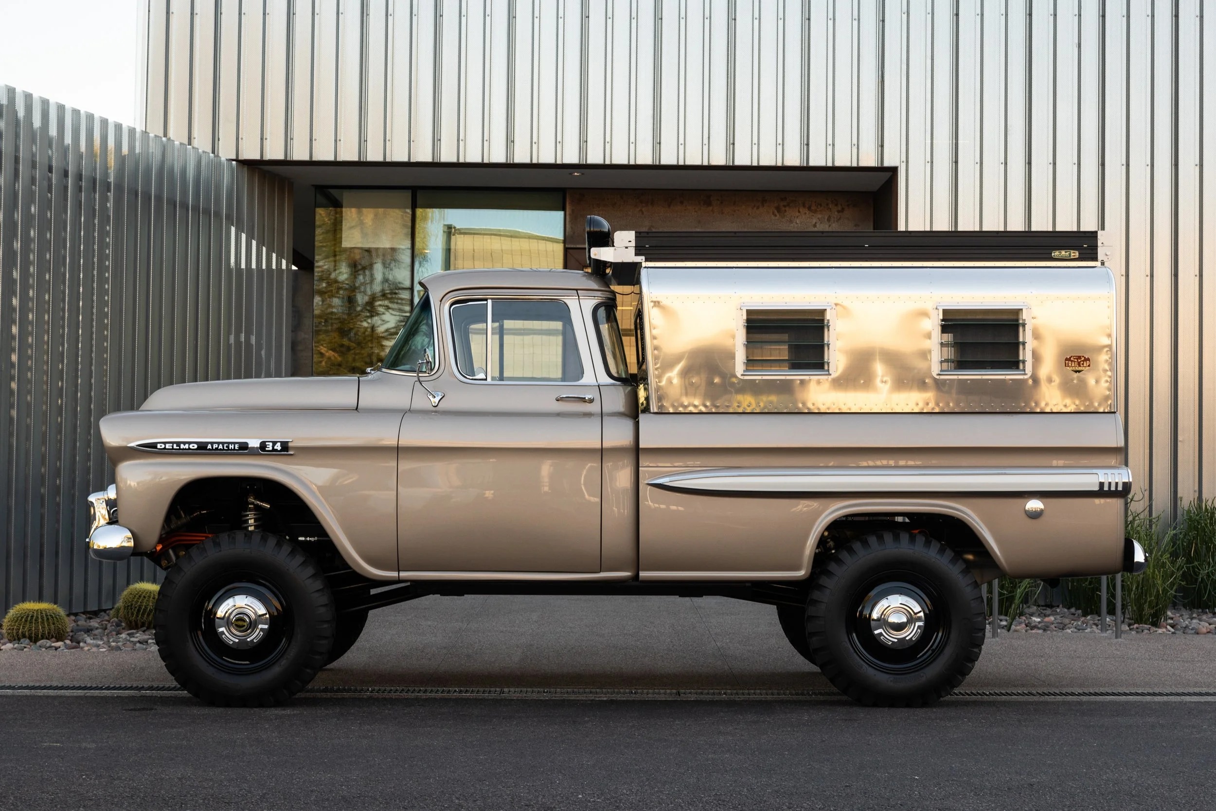1959 Delmo Chevrolet Apache Overlander