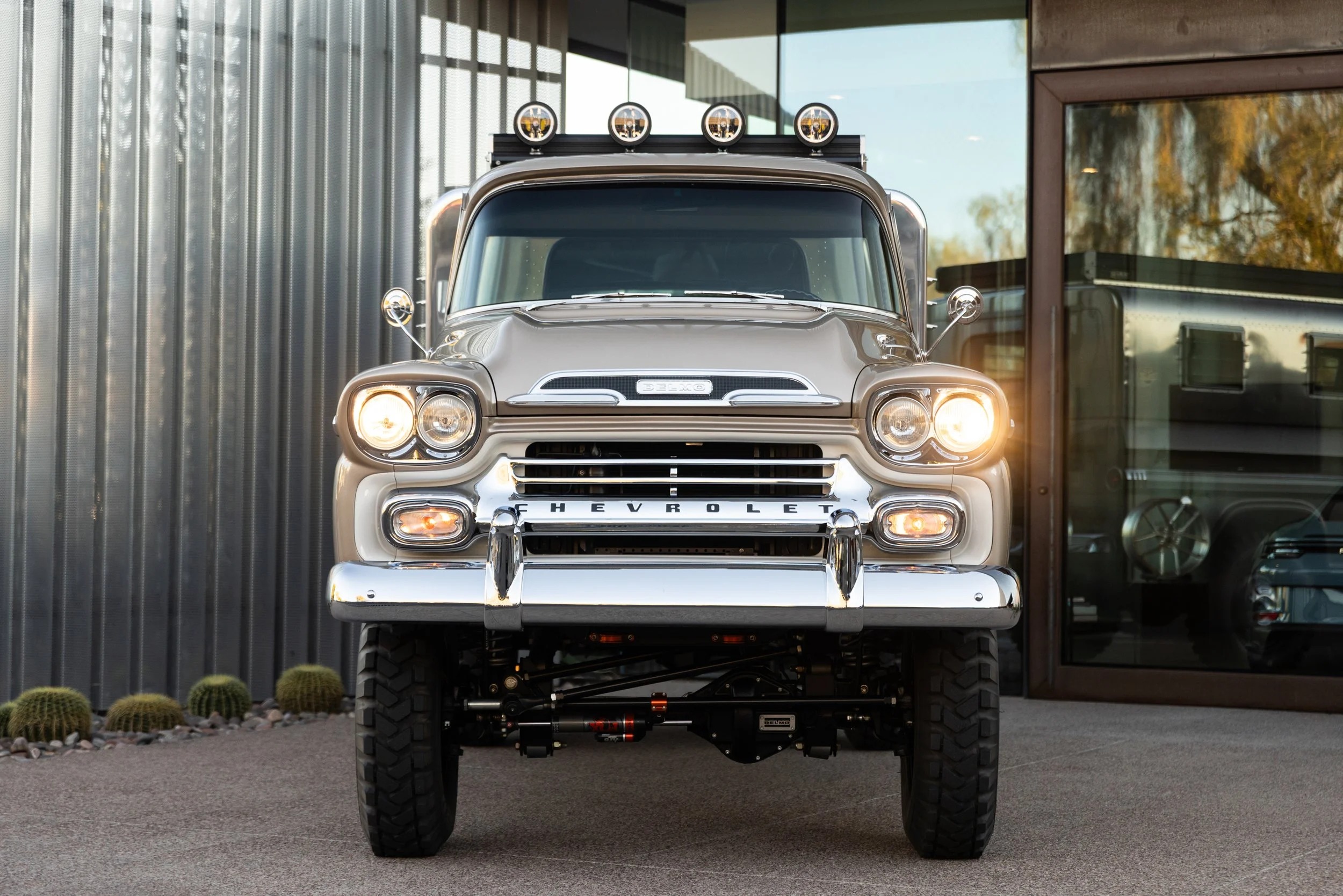 1959 Delmo Chevrolet Apache Overlander