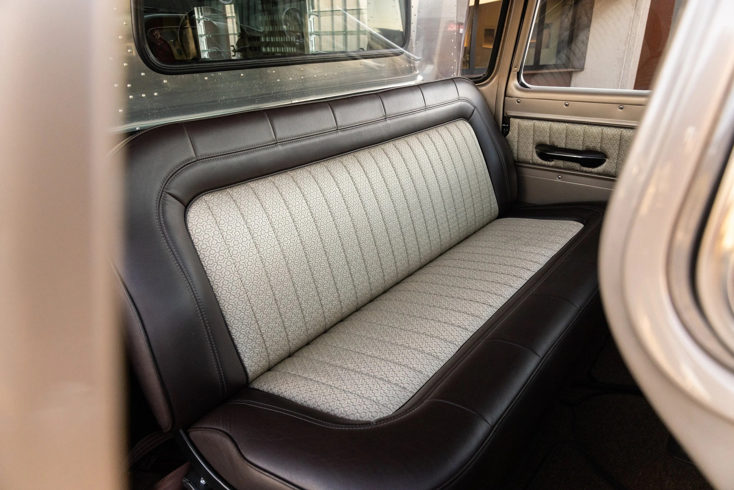 1959 Delmo Chevrolet Apache Overlander