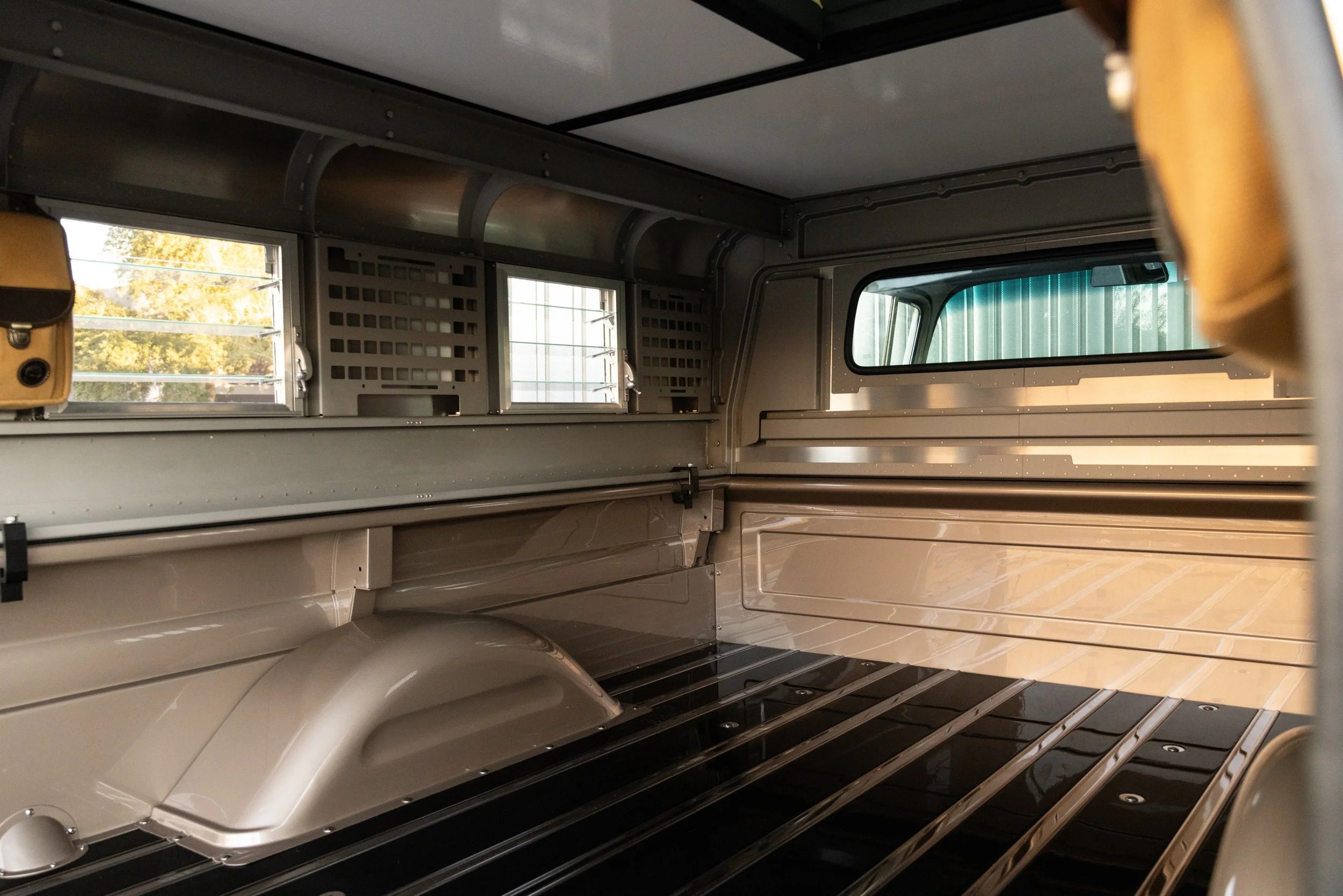 1959 Delmo Chevrolet Apache Overlander